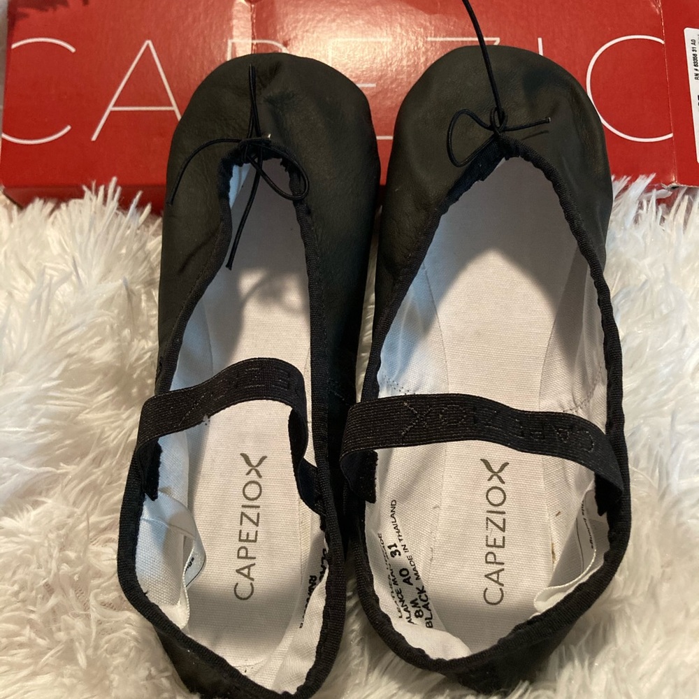 Brand NEW Capezio ballet shoes .